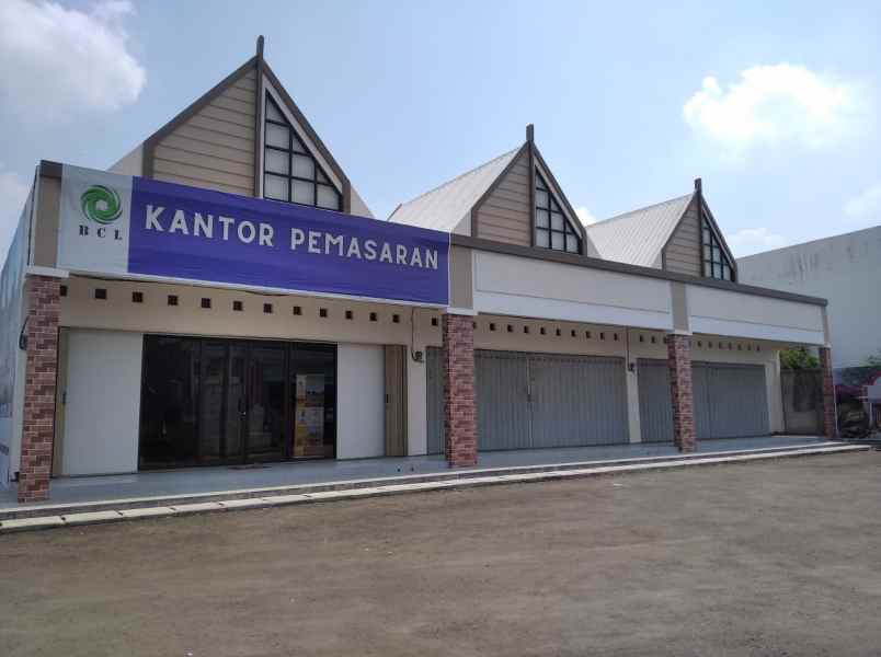 rumah jl perum griya pesona