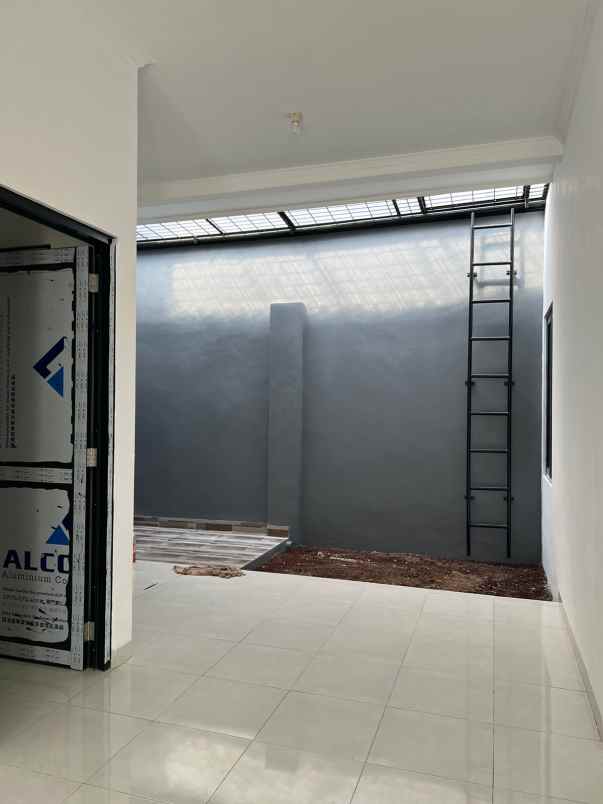 rumah jl pinang raya rawamangun