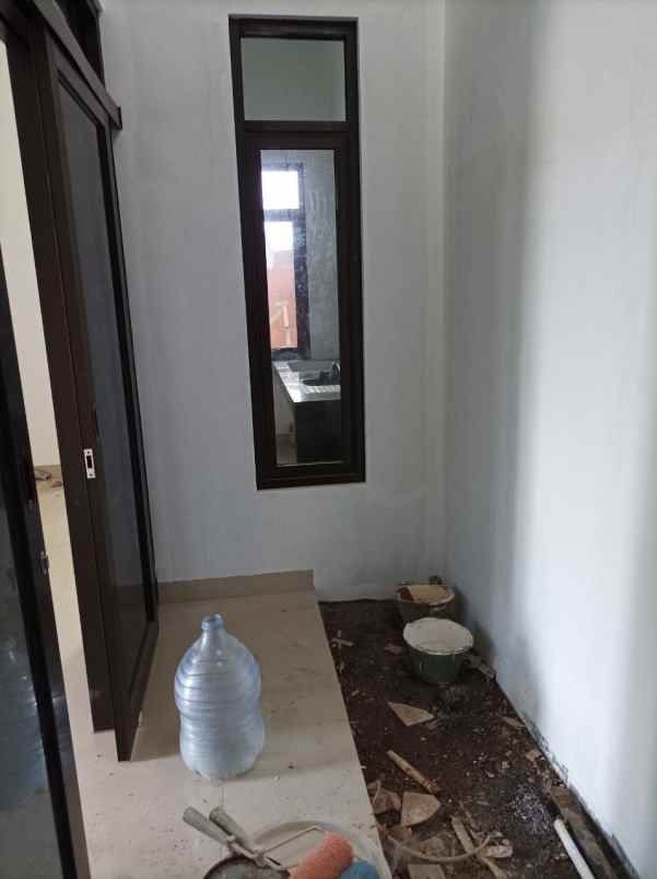 rumah jl raya karangpawitan