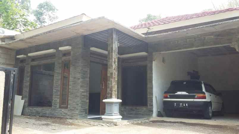rumah kebon kalapa cisarua sumedang