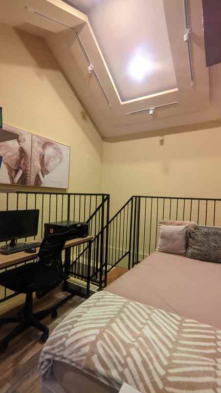 rumah komersil murah di pinggir tol