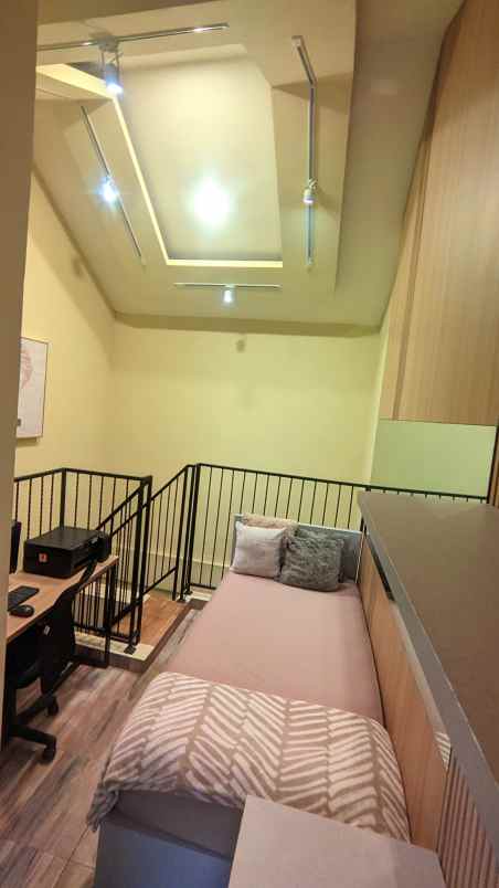 rumah komersil murah di pinggir tol