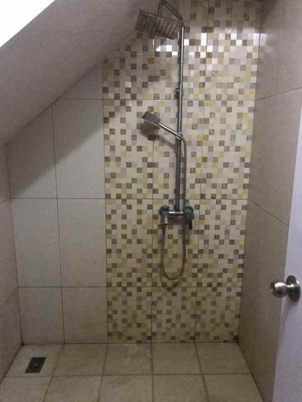 rumah kota baru parahyangan