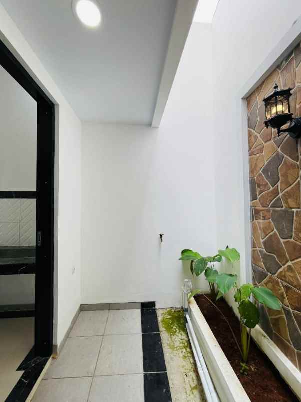 rumah mewah 1 lantai dekat kawasan grand depok city