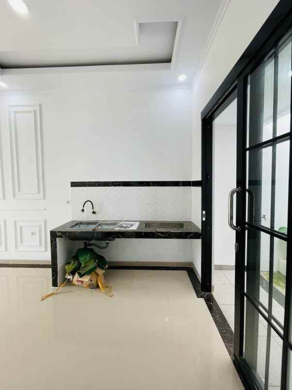 rumah mewah 1 lantai dekat kawasan grand depok city
