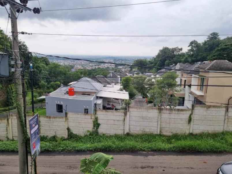 rumah mewah 2 lantai on progres siap huni di tembalang