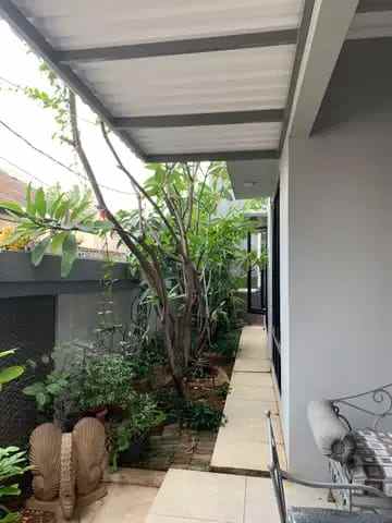 rumah mewah 2 lantai tebet barat dalam jakarta selatan