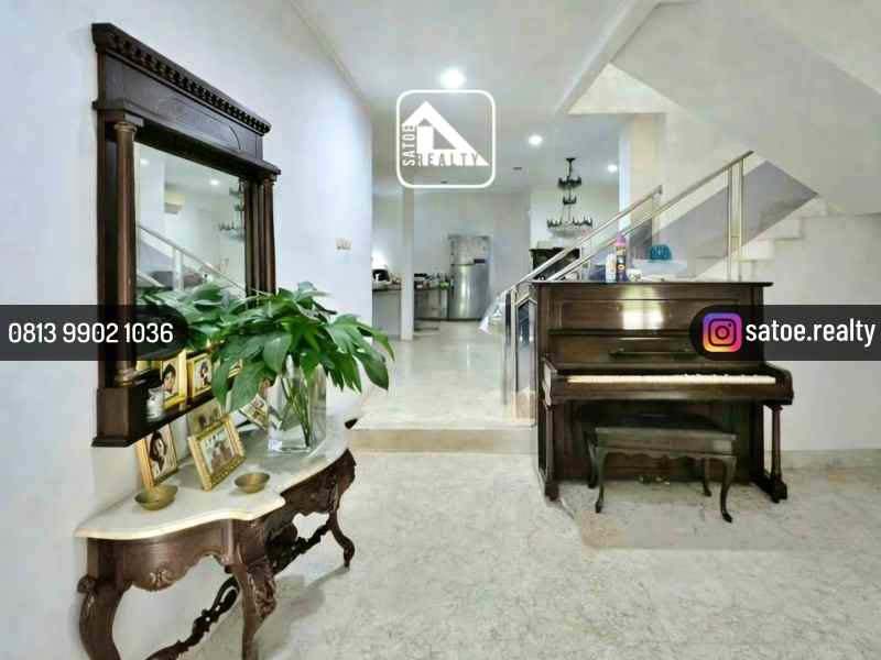 rumah mewah siap huni dalam komplek di pondok indah