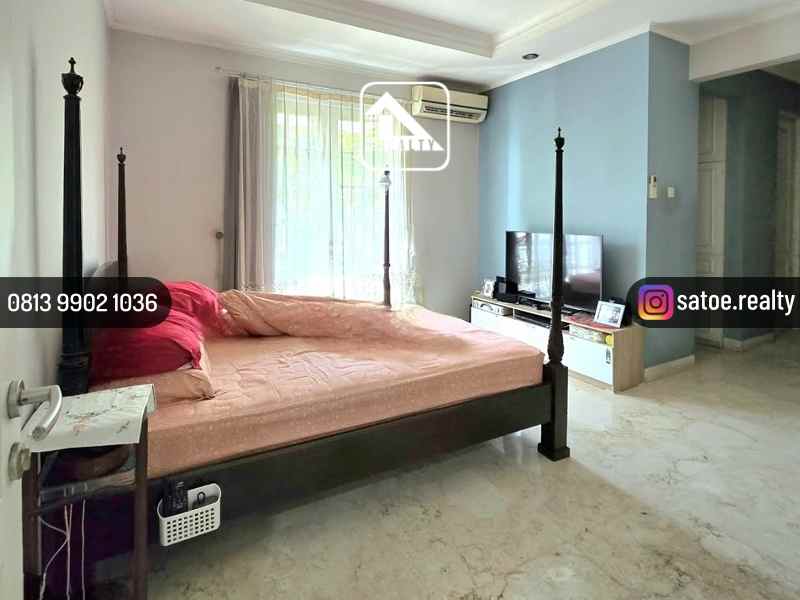 rumah mewah siap huni dalam komplek di pondok indah
