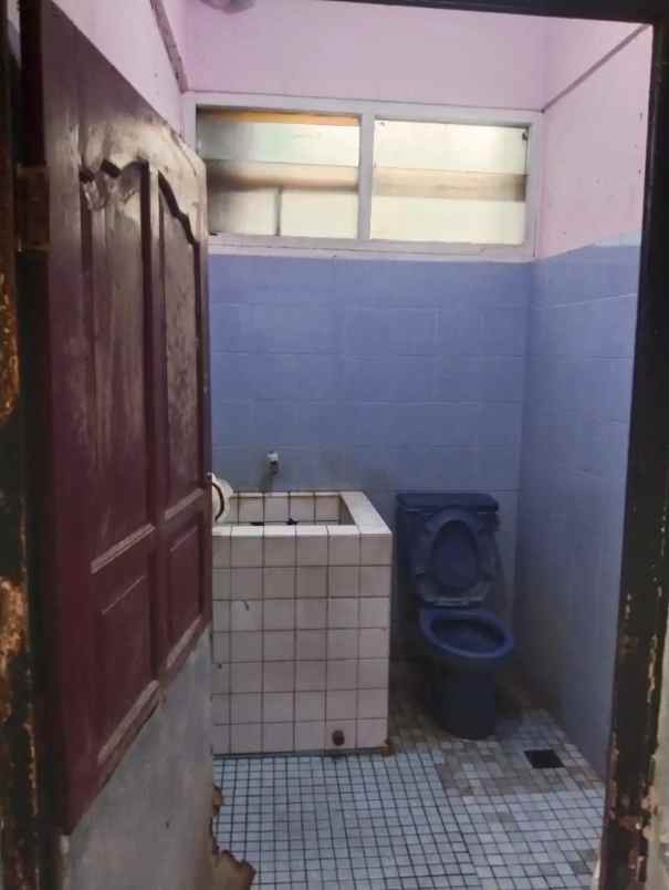 rumah murah dan luas di perumnas 1 kranji bekasi barat