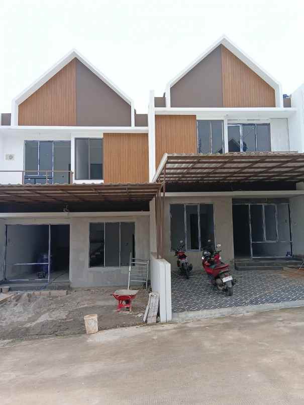 rumah murah dekat kota wisata cibubur