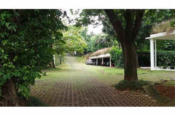 rumah pejaten jakarta selatan