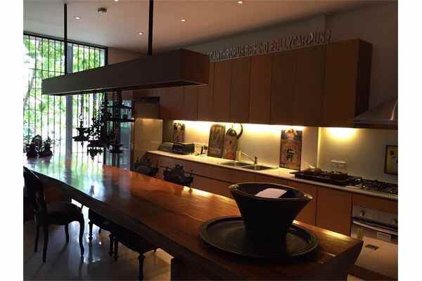 rumah pejaten jakarta selatan