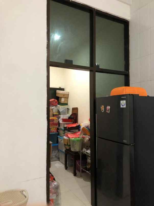 rumah pondok tjandra candra shm hadap selatan kpr