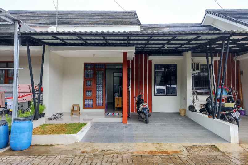 rumah rapi terawat di cluster taman sentani 2 bekasi