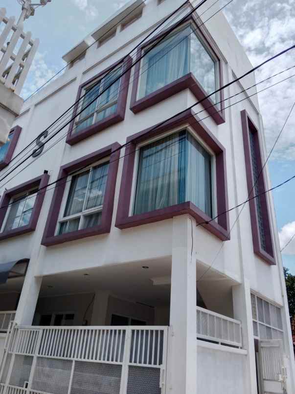 rumah siap huni 3 5 lanfai di depok jaya