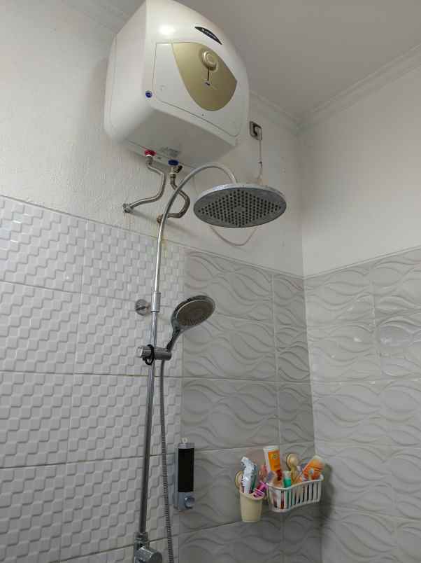 rumah siap huni 3 5 lantai depok jaya pancoran mas