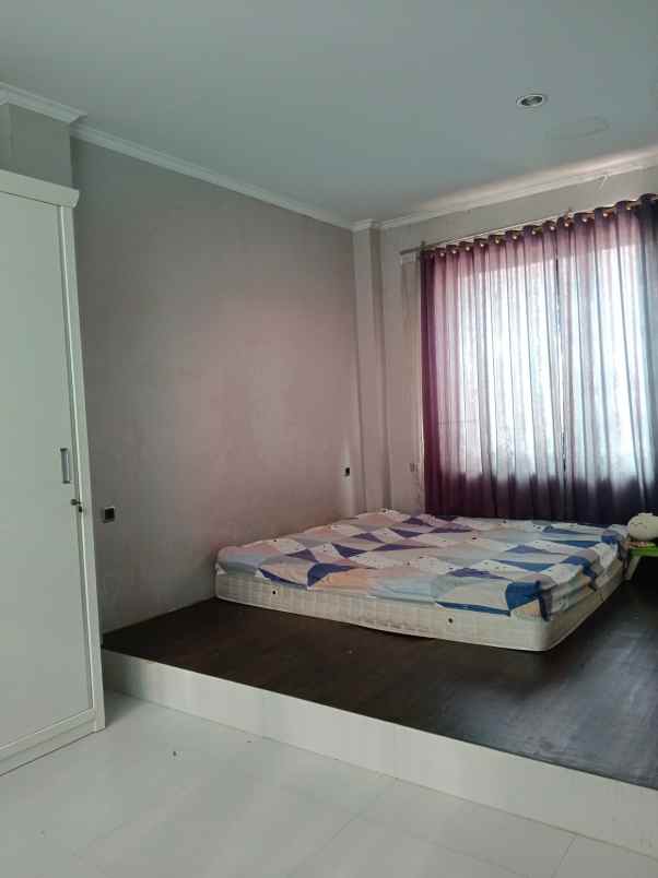 rumah siap huni 3 5 lantai depok jaya pancoran mas