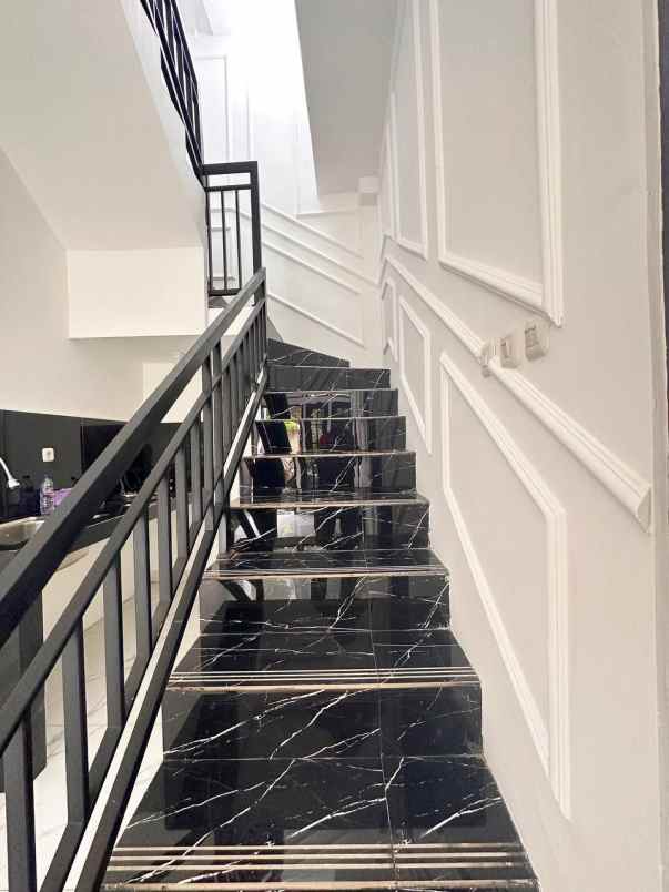 rumah siap huni condet kramatjati jakarta timur