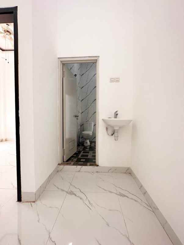 rumah siap huni condet kramatjati jakarta timur