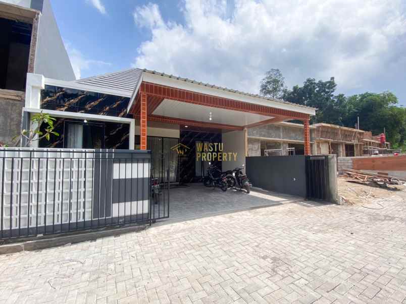 rumah siap huni dalam cluster dekat sma n 1 ngemplak