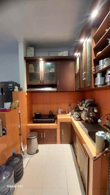 rumah siap huni di perumahan duta bumi bekasi