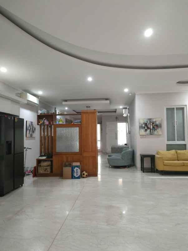 rumah siap huni dijual di perumahan alam sutera