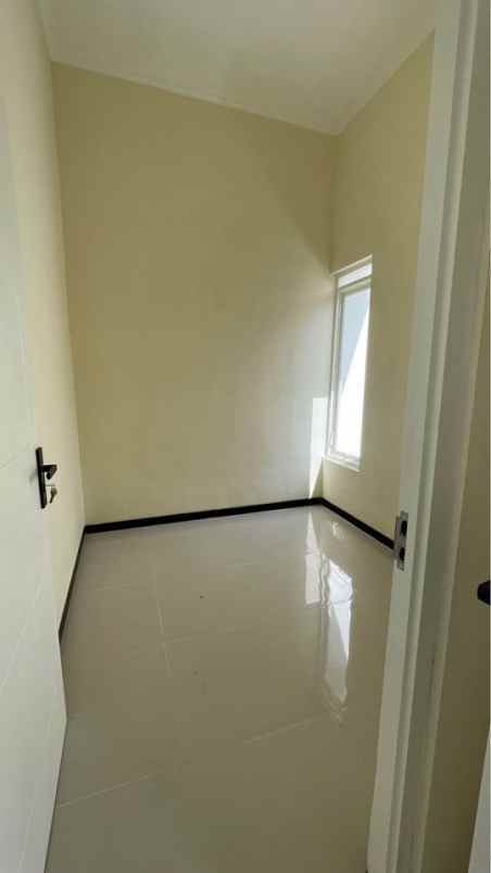 rumah siap huni lokasi strategis deakt sukun