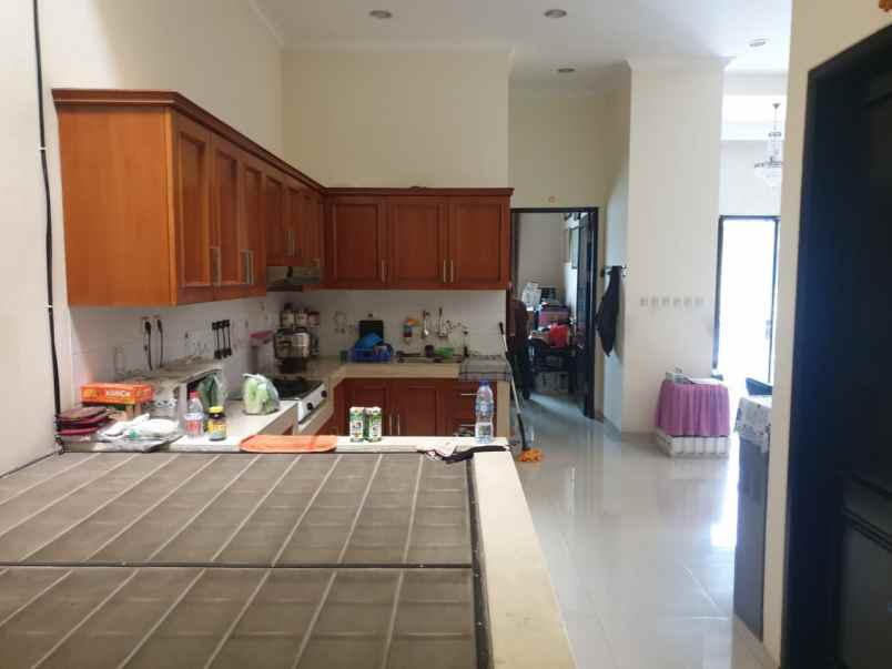 rumah sunter alamanda