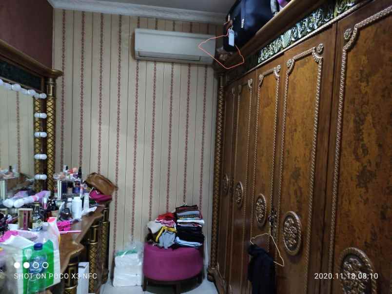 rumah villa permata gading