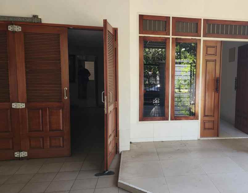 rungkut asri nego minim 2 tahun