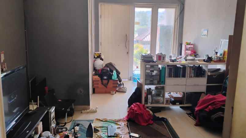 stop scroll rumah lt 119m di cigadung raya shm on hand