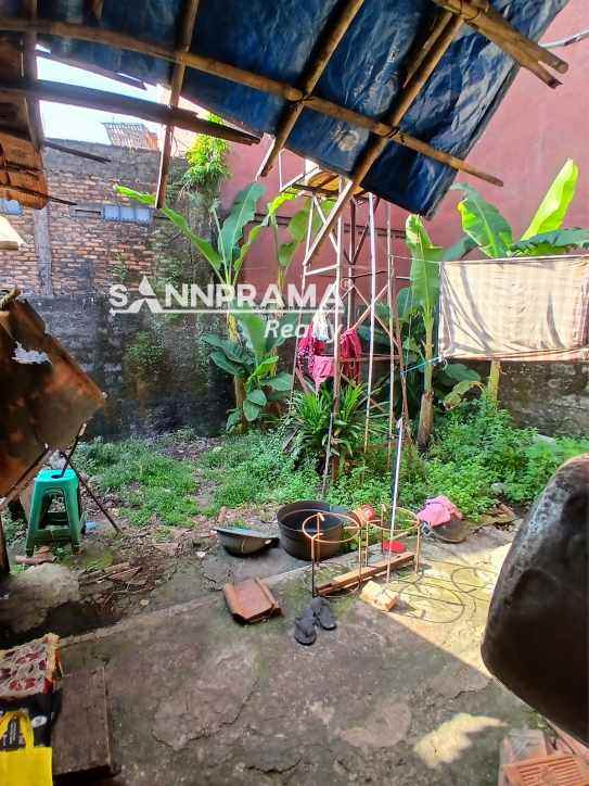 tanah strategis ada rumah lama di pitara depok
