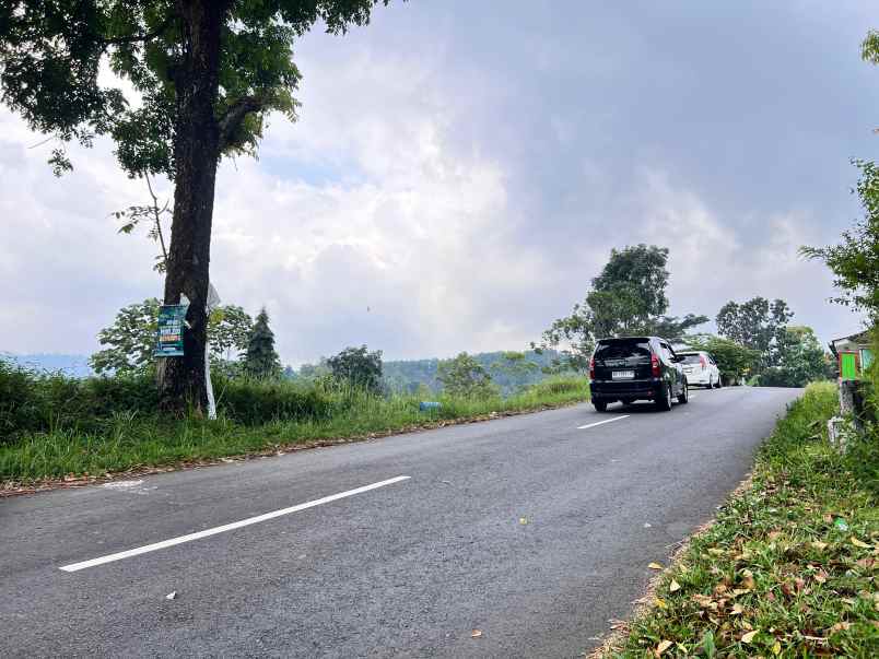 tanah strategis tepi jl raya kemuning karanganyar