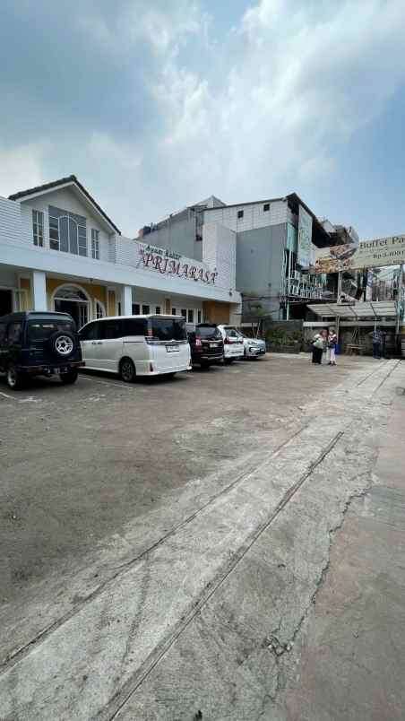 tanah super strategis bonus bangunan di meruya utara