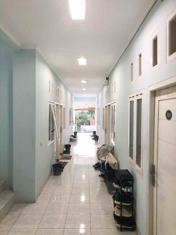 tengilis lama rumah kost tenggilis full penghuni