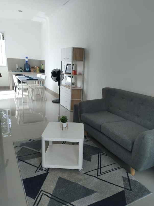 townhouse pondon aren nyaman dan strategis