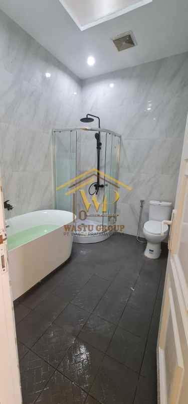 villa one gate di jakal ngaglik sleman