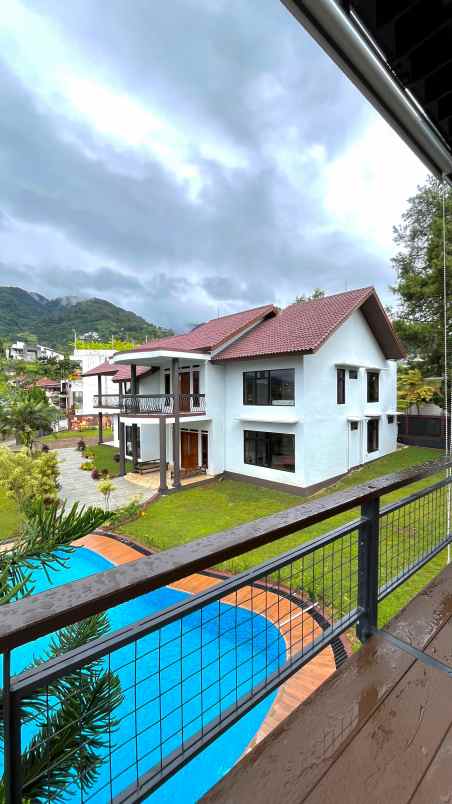 villa remas cisarua puncak bogor