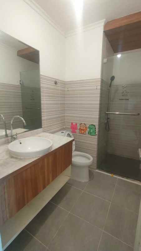 apartemen dijual puncak bukit golf surabaya view golf