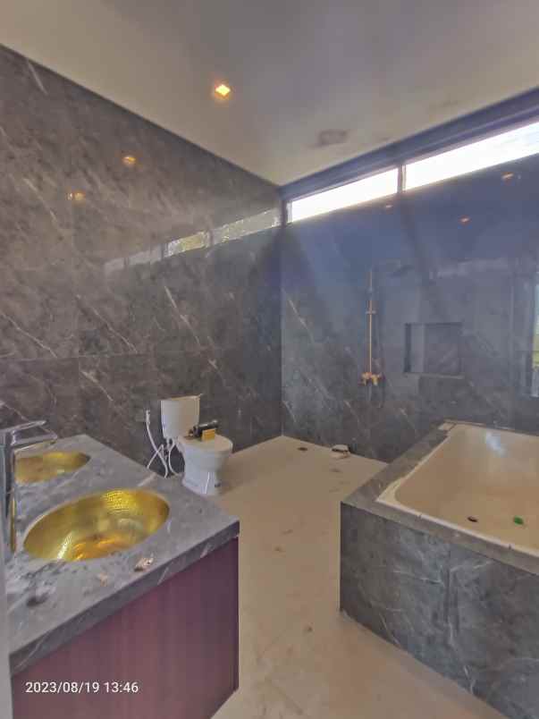 brand new villa 3 bedroom di melasti ungasan bali