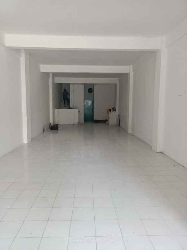 central park ruko bangunan 3 lantai