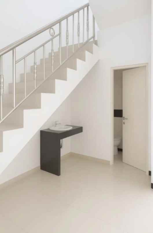 cluster ifolia 2 lt rooftop semi chika