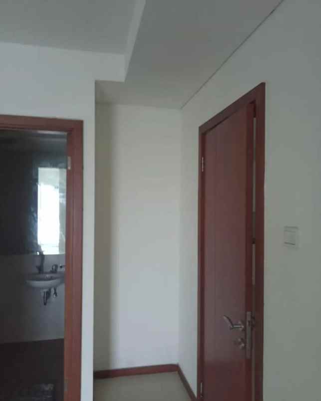 condo greenbay pluit tower l kondisi rapi