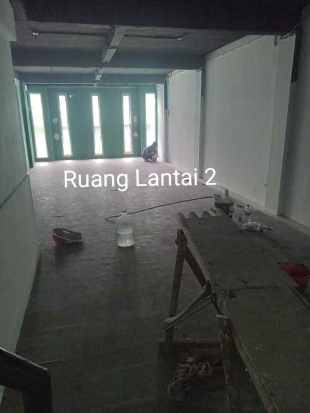 di kontrakan ruko bisnis ciputat tangsel