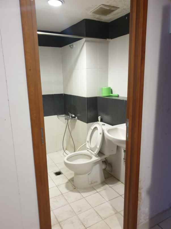 dijual apartemen di cinere bellevue tower b