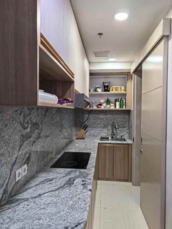 dijual apartemen la riz mansion
