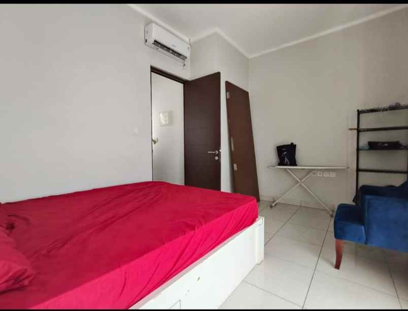dijual cepat rumah dekat mall di summarecon bekasi