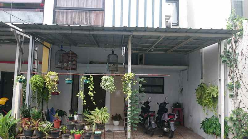 dijual cepat rumah didalam cluster daerah ciledug