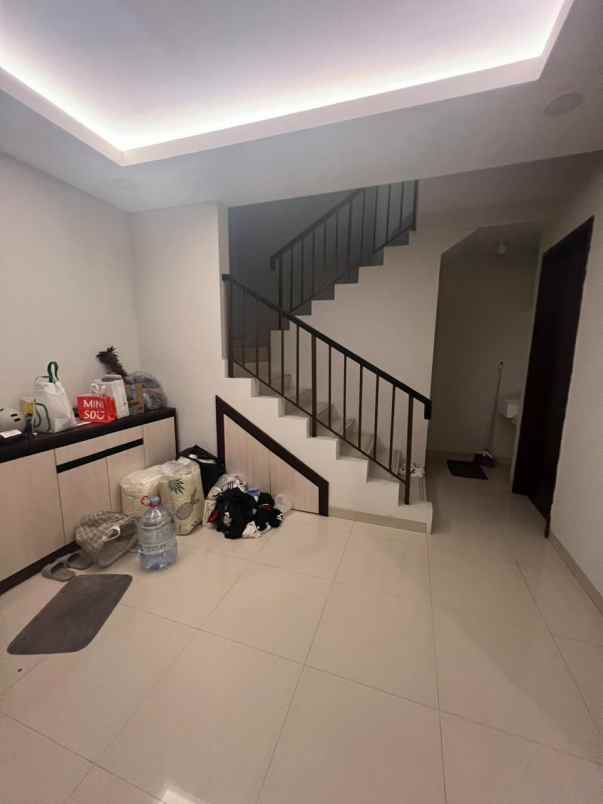 dijual cepat rumah prestigia full furnish bsd city